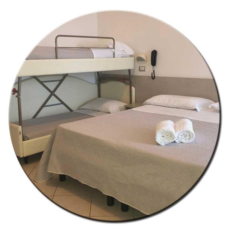 Hotel Amedea Cervia Eksteriør billede