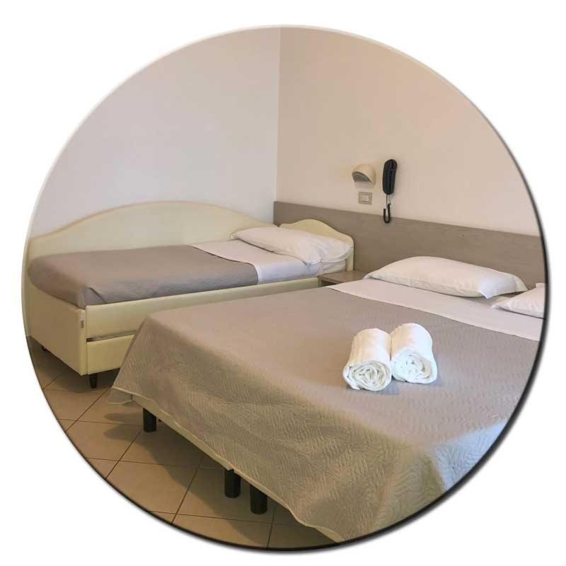 Hotel Amedea Cervia Eksteriør billede