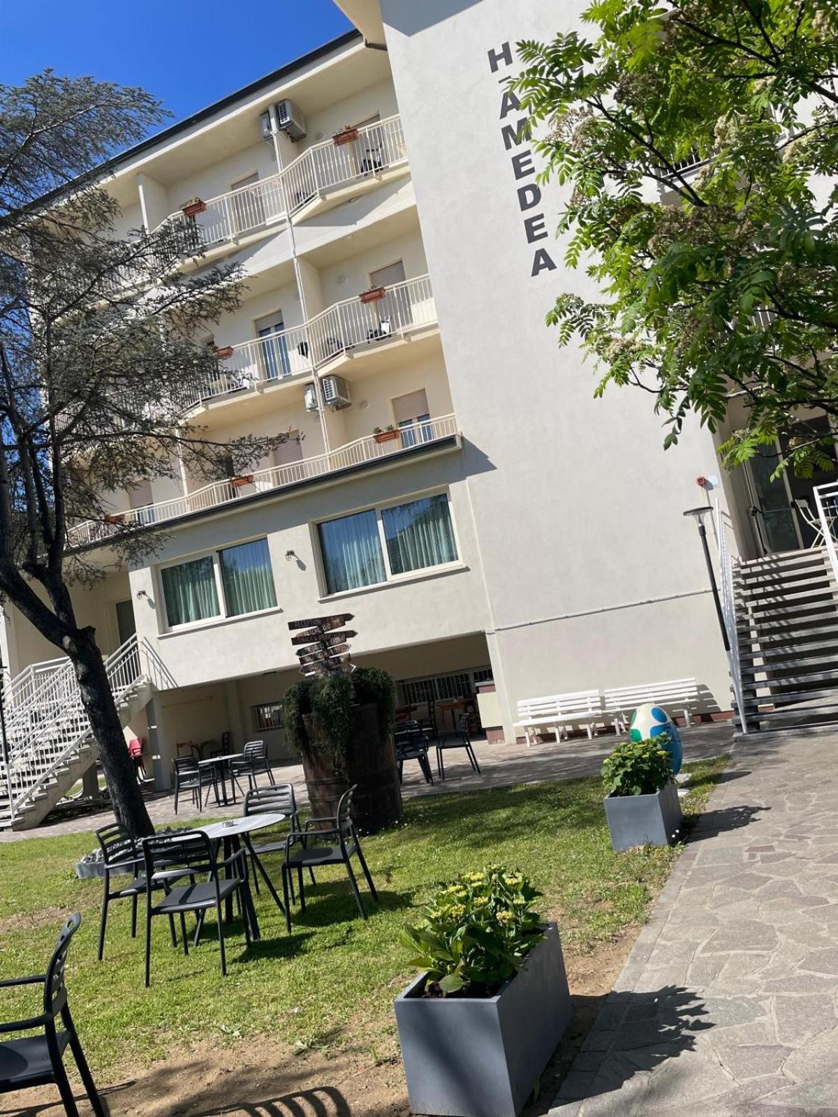 Hotel Amedea Cervia Eksteriør billede