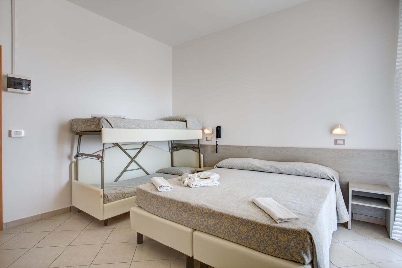 Hotel Amedea Cervia Eksteriør billede