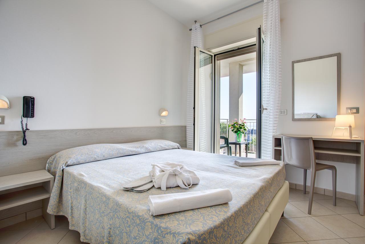 Hotel Amedea Cervia Eksteriør billede