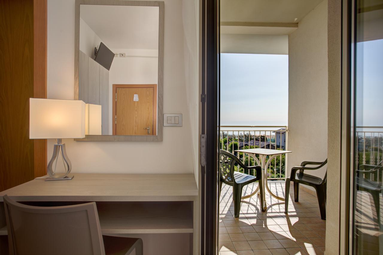 Hotel Amedea Cervia Eksteriør billede